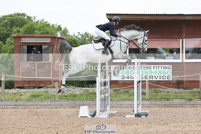 250524-131949-04991 - Cls 15 Snr Fox 1st Rnd