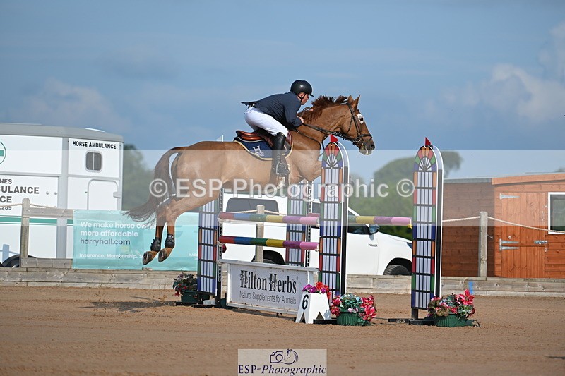 230721A-085714-04811 - Cls 2, 2 Star Small 1.30m