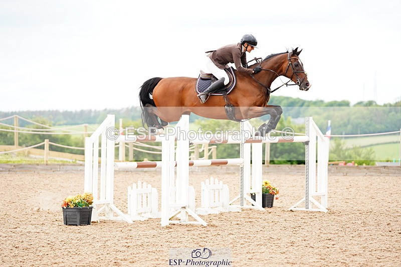 240524A-140432-04206 - Cls 17 National 1.30m