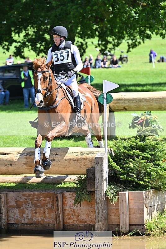 240525-113523-12766 - 357-OUGHTERARD_QUALITY-John_Westmore