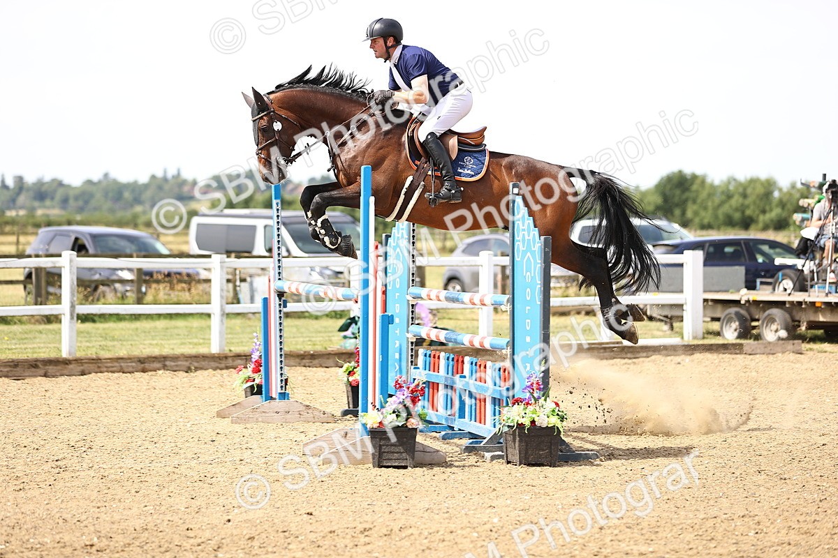 SBM_000406 - Class 15 - Redpost Equestian Senior Foxhunter - 1.20m