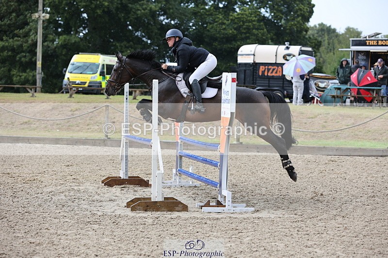 250831A-123250-10220 - Cls 42 Snr 1m Grand Prix