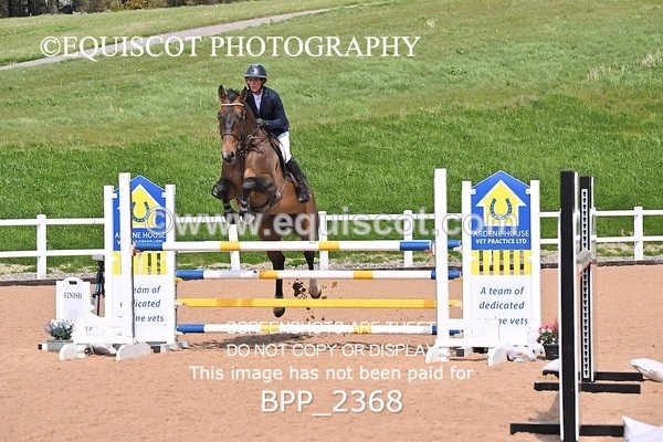 BPP_2368 - CLASS 6 - FRI - Senior Newcomers/1.10m Open