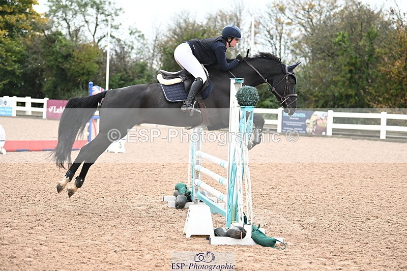 241023A-110526-00454 - Cls 1 British Novice and 90cm Open