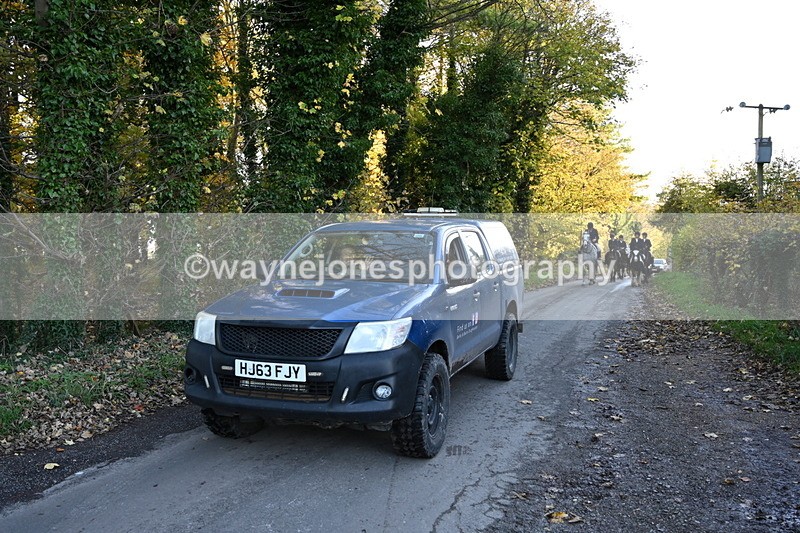 WJ6_9760 - Walk Home