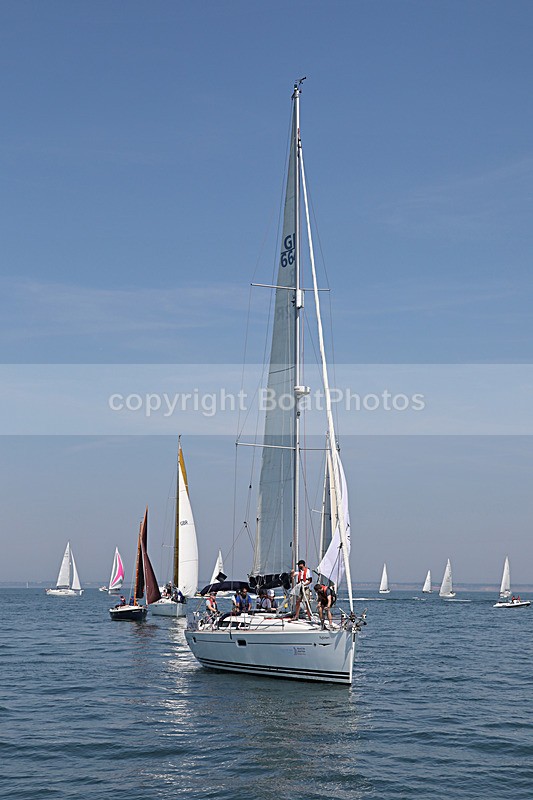 180707 NEFERTARI 2F7A7544 - ROUND THE ISLAND 2018