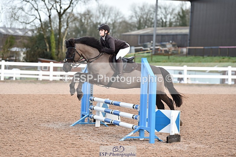 240210A-092512-00288 - Cls 1 Pony Intro 70cm