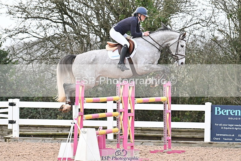 231208A-142048-01085 - Cls 7 National 1.30m & 1.40m