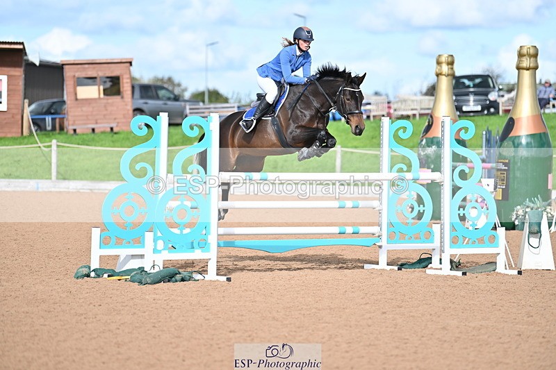 231014A-124856-04685 - Cls 19 1.15m Members Cup