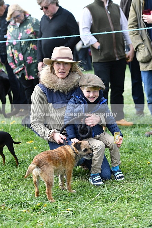 WJ5_0552 - Class 7 Best Terrier