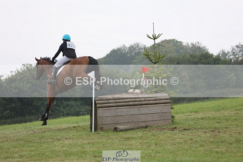 240901A-133717-09345 - 425-Selina.Milnes-SILVERTEAL.JD