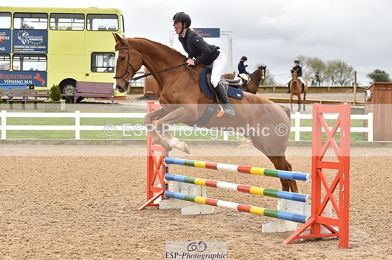 240403A-105442-00100 - Cls 1 British Novice and 90cm Open