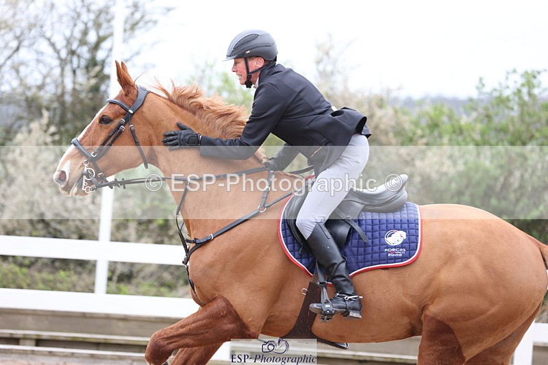 240406A-084647-02429 - Cls 19 85cm National Amateur Quali