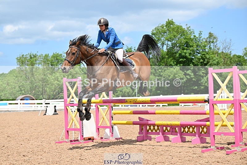 240605A-125045-00415 - Cls 3 Snr 1.05m Open