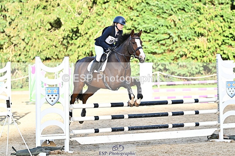 251005A-172449-05337 - Cls 11 Open 1m-1.05m