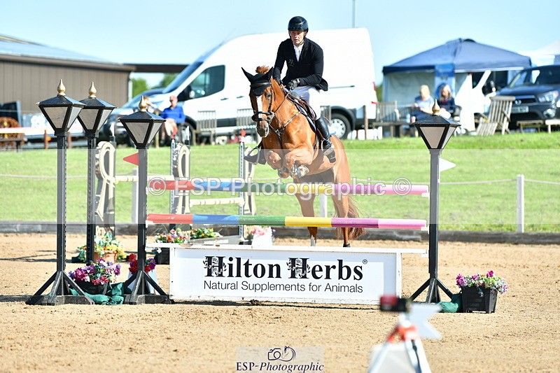 230720A-092318-01684 - Cls 1, 2 Star Small 1.30m