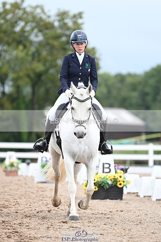 250907-123827-08383 - 067-Laura.PercyConobola.Cascade