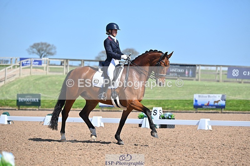 250405-125959-10806 - 028-Elizabeth.Allen-Heraldik