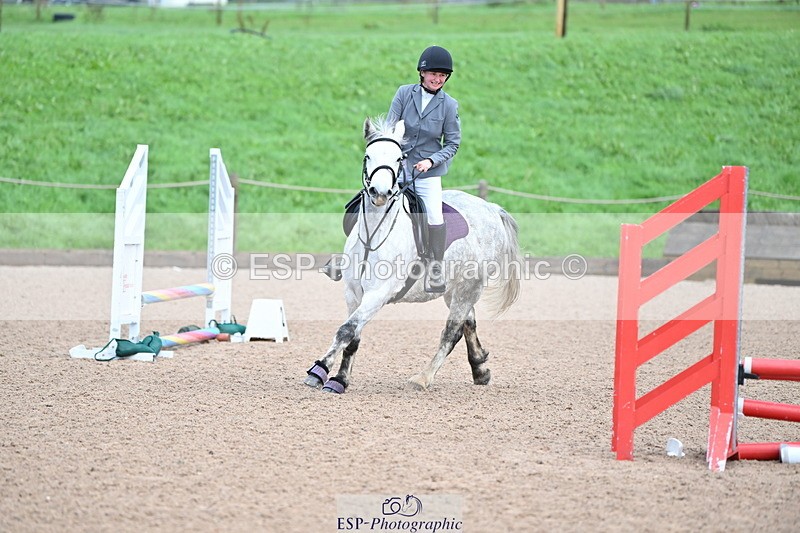 231029A-092355-02365 - 60cm Club and Schools