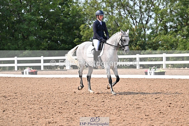 250816-145128-05467 - 149-Sophie.HawkeRAINBOW.DREAM