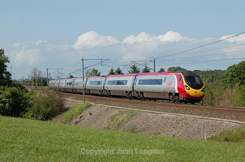 20.5.11 - 390018 14.40 Glasgow - Euston, Barrow Mill - West Coast Main Line (north to south)