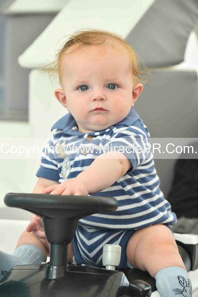 SH4_2166 - Bonny baby competition.