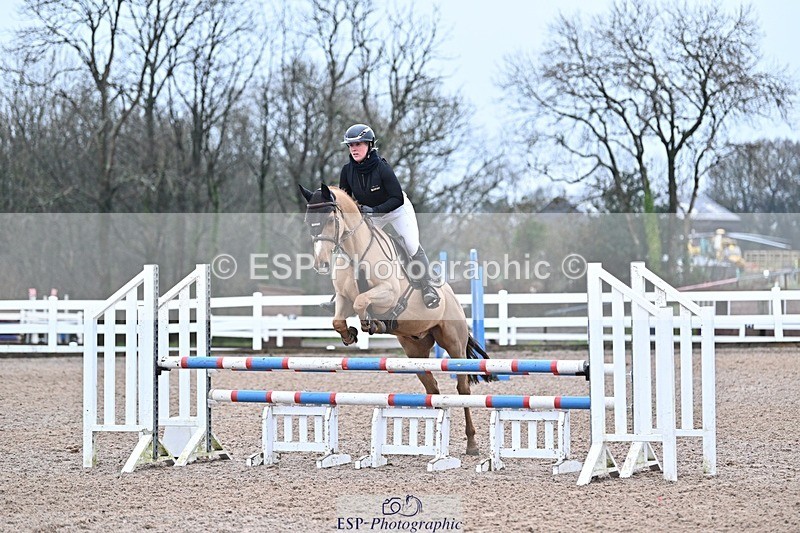 241127-100452-00128 - Cls 01A&B Brit Nov & 90cm Open