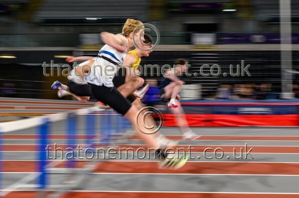 CEInv26-817185 - Track Male Set One