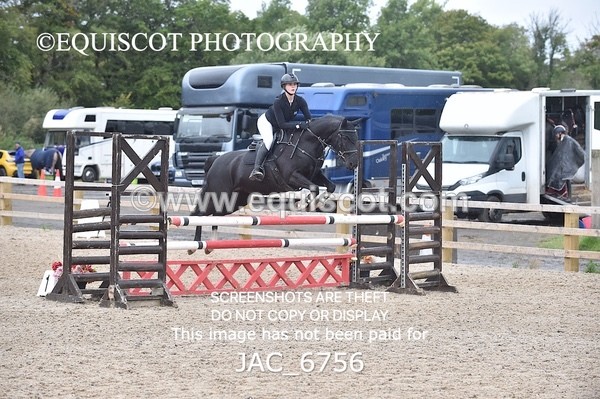 JAC_6756 - CLASS 17 SUN Pony Newcomers/ 1m Open