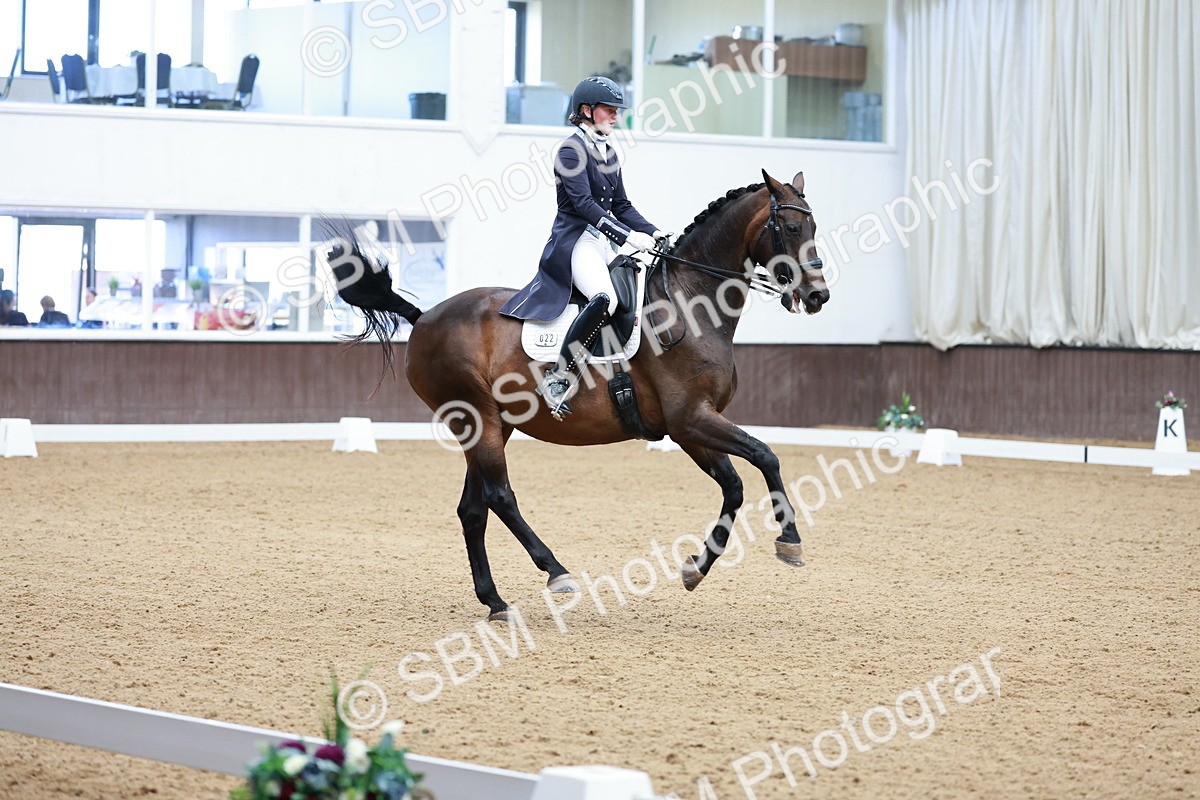 SBM_015822 - Class 5 - FEI INT II - 15.48-17.00