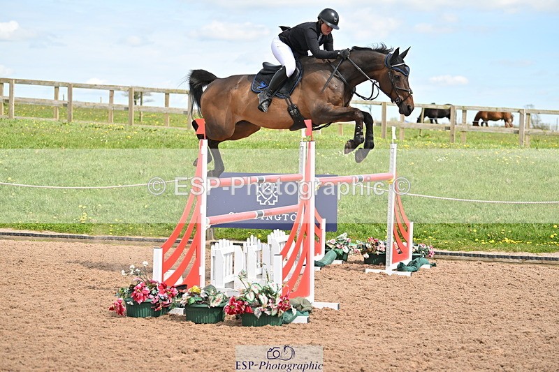 240418A-141552-04290 - Cls 9, 2 Star Big Tour 1.40m