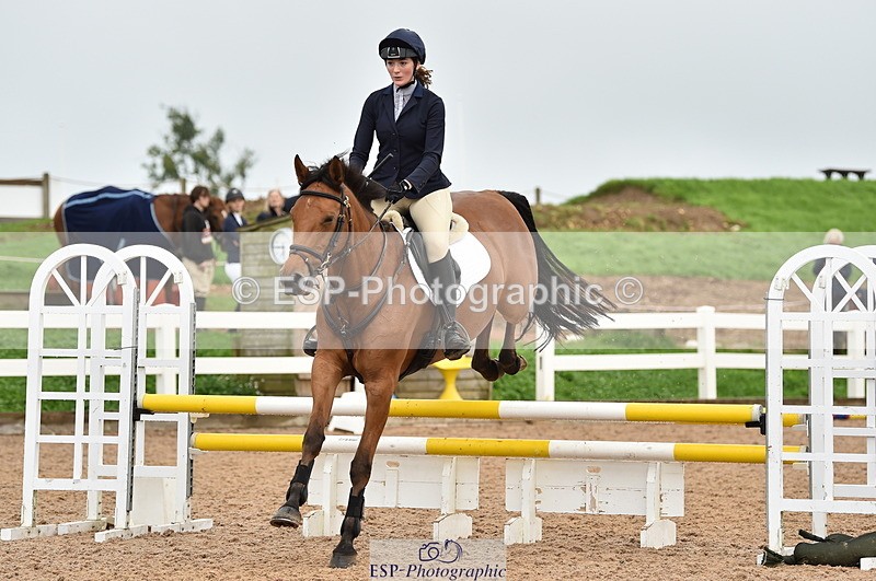 220829A-173930-00479 - 80cm Classes 5a 5b & 6