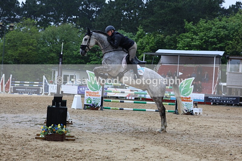 3E7A7585 - Class 9: Senior 1.30m open