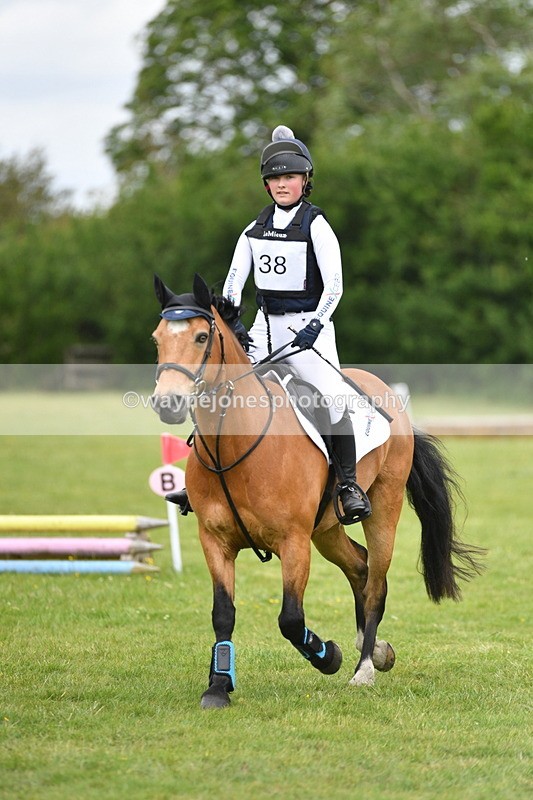 WJ5_3704 - Class 6 80cm