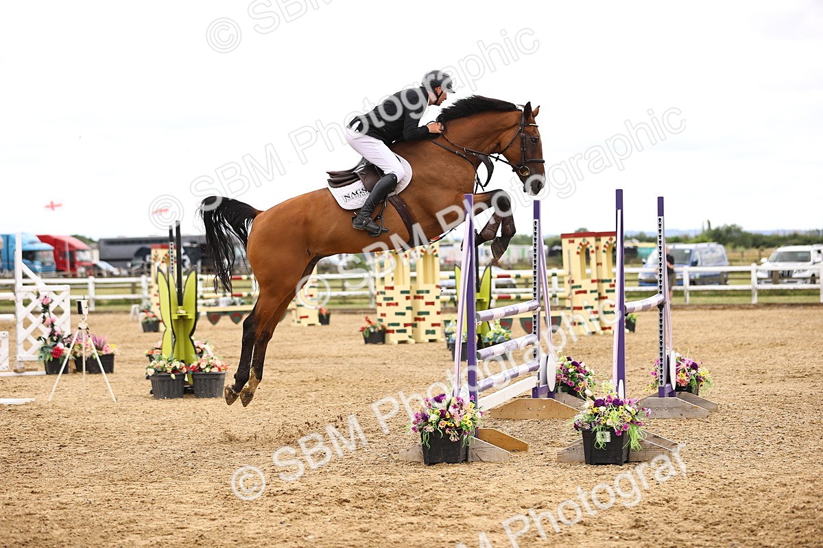 SBM_003681 - Class 22 - Senior Foxhunter 1.20m