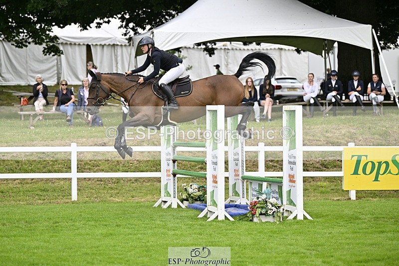 250613A-130804-02079 - Cls 3 Snr Foxhunter