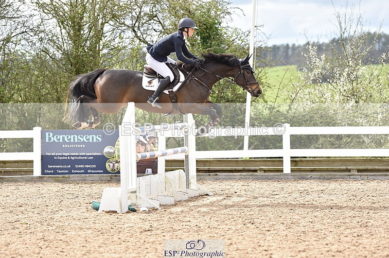 240403A-152322-00955 - Cls 5 Foxhunter and 1.20m Open