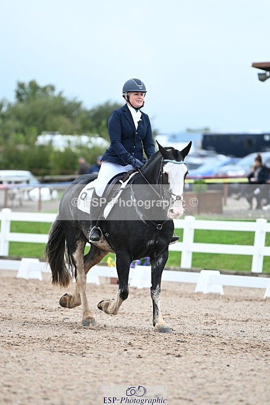 250907-123239-08353 - 061-christine.harrisonRed.Flair