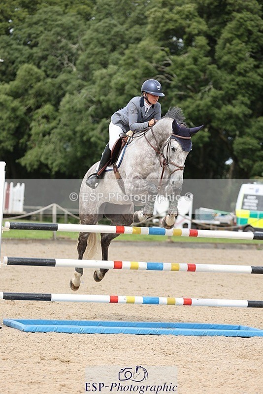 240711-154524-29113 - Cls 124 Foxhunter