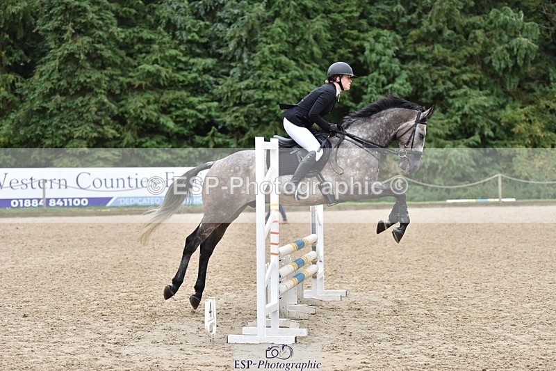 240802-104740-00953 - 80cm Round 1