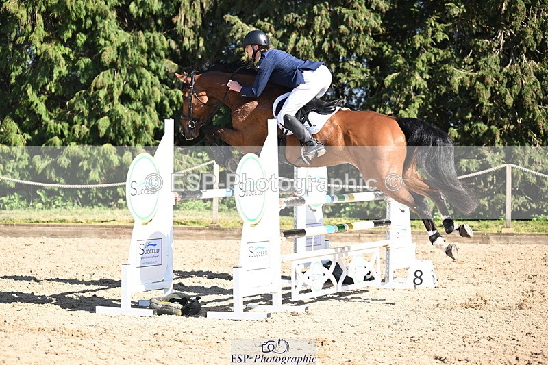 260321A-140628-00913 - 5 Newcomers 1m 10