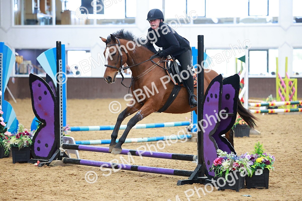 SBM_001742 - Class 3 - Horse & Hound (60cm)