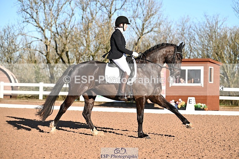 260214-093409-03272 - 133-Caroline.Squire