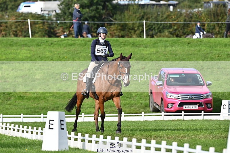 251024A-113427-09697 - G-563-Kirstin.Elisa.Evans