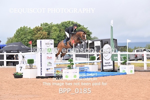 BPP_0185 - CLASS 25 SUN HOYS Redpost Equestrian Senior Foxhunter Second Round