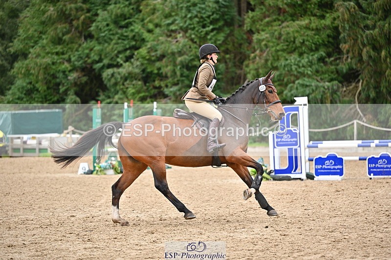 251026A-142548-25124 - F-462-Hayley.Allen