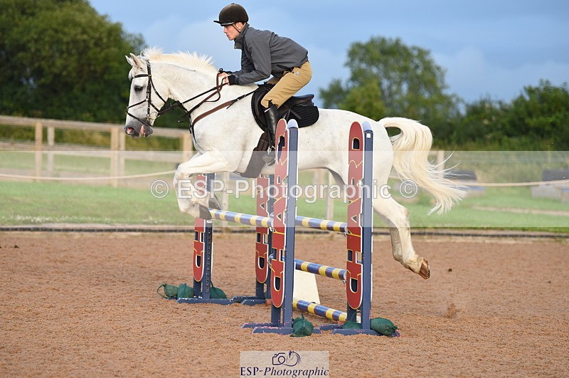 230711A-193216-00672 - 1m