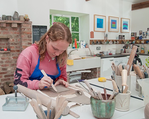 11 - Oxcombe Pottery Shoot