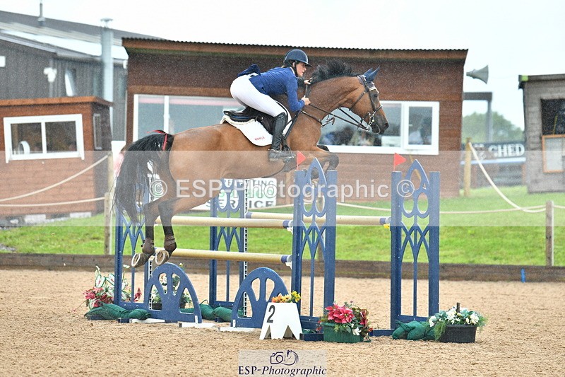 230723A-093106-10551 - Cls 4, 2 Star Small 1.30m