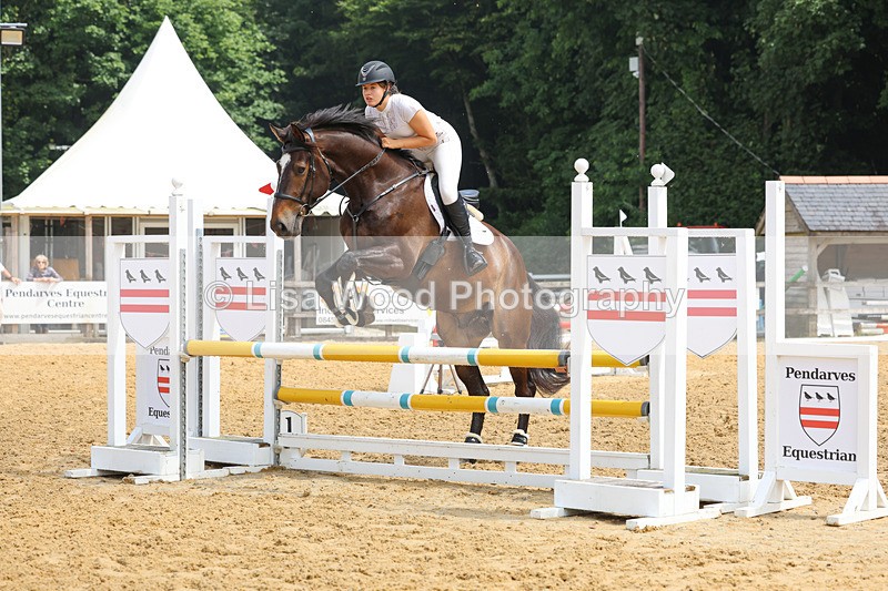 3E7A5749 - Class 5: Senior 95cm